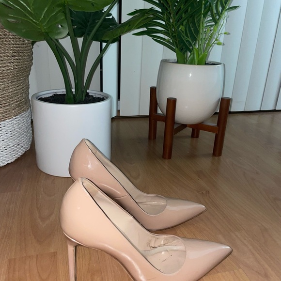 Manolo Blahnik Dark Blush Patent Leather Pointed Toe Pumps - Picture 2 of 6